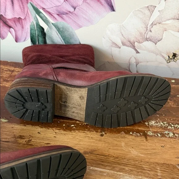 Clarks Dark Red Suede and Leather Heeled Boots - Picture 7 of 9